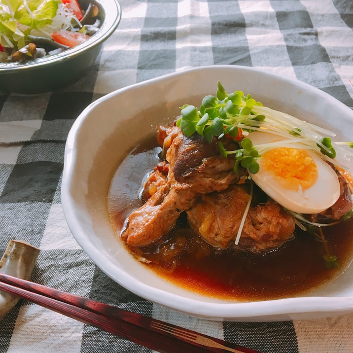 骨まで軟らか♡鶏手羽元のほろほろ煮込み